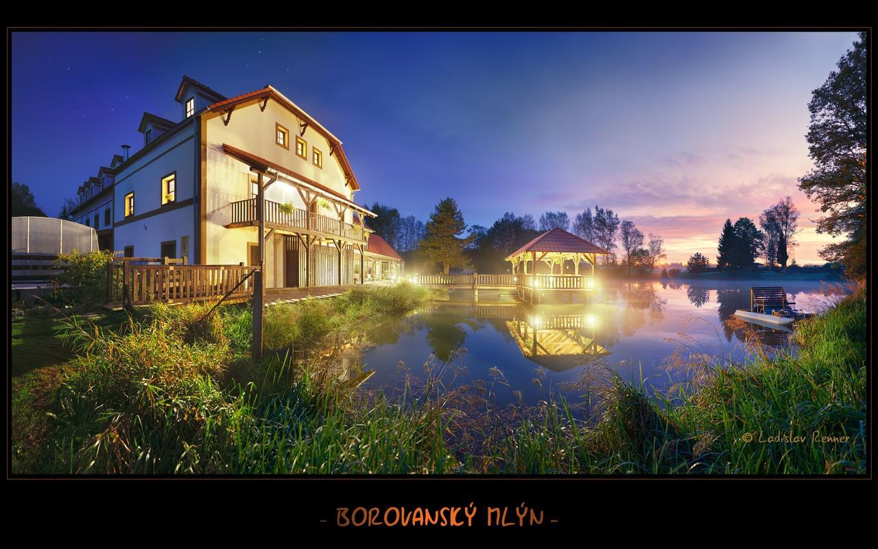 보로반스키 믈린 Borovany  외부 사진
